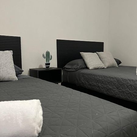 Hotel Tia Flora Леон Экстерьер фото