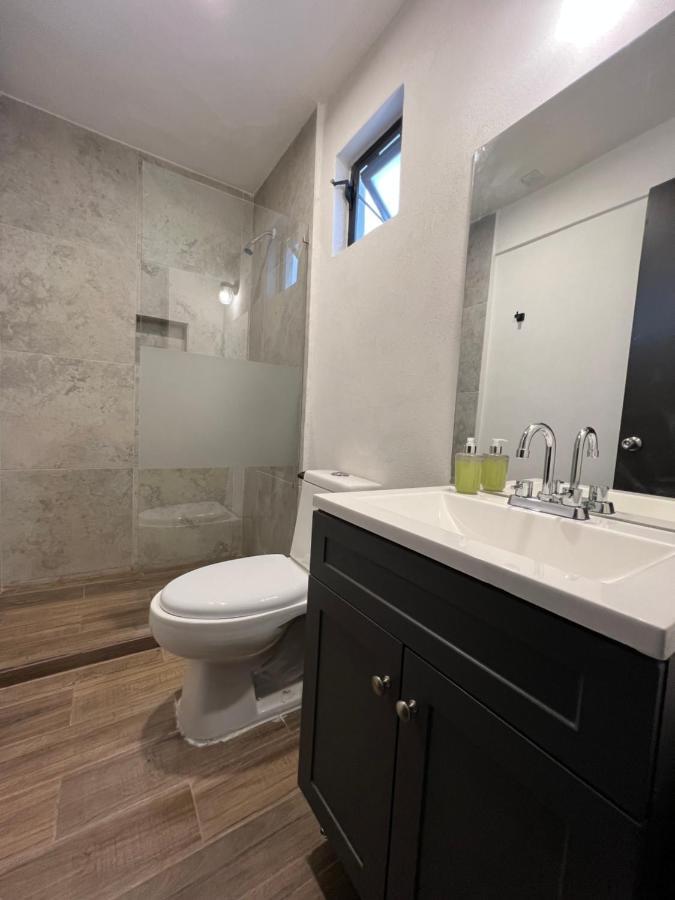Hotel Tia Flora Леон Экстерьер фото