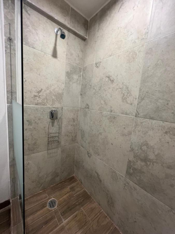 Hotel Tia Flora Леон Экстерьер фото