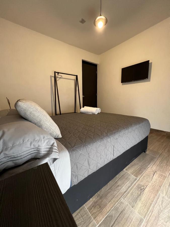 Hotel Tia Flora Леон Экстерьер фото