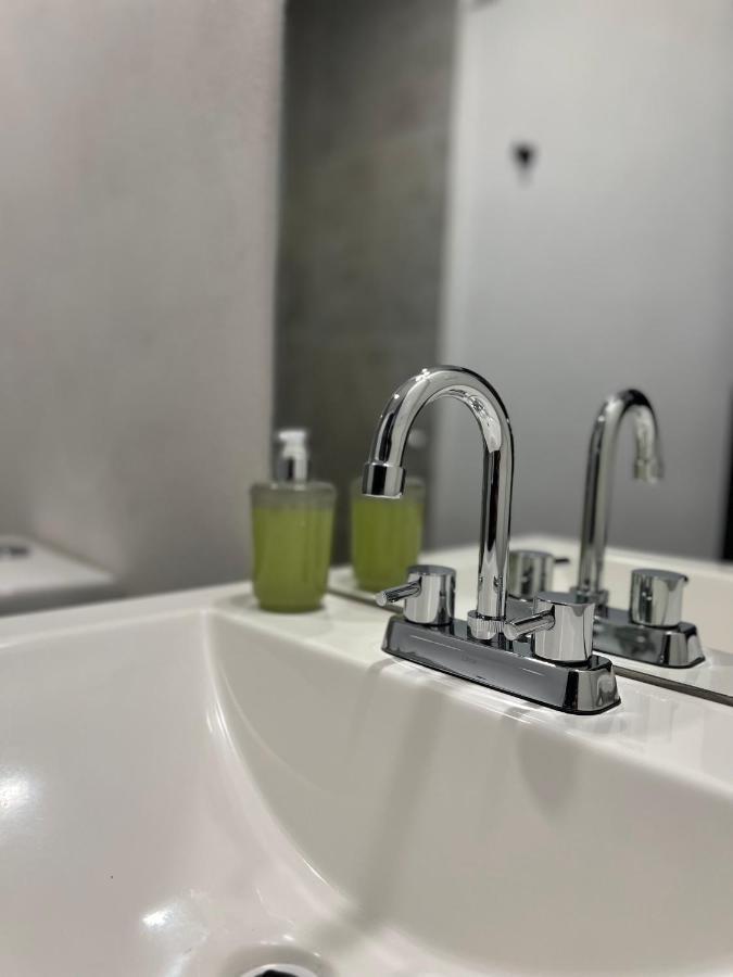 Hotel Tia Flora Леон Экстерьер фото