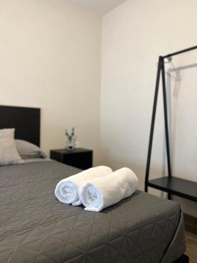 Hotel Tia Flora Леон Экстерьер фото